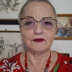 לודמילה שפיל