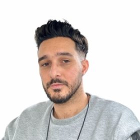 אלמוג דניאל